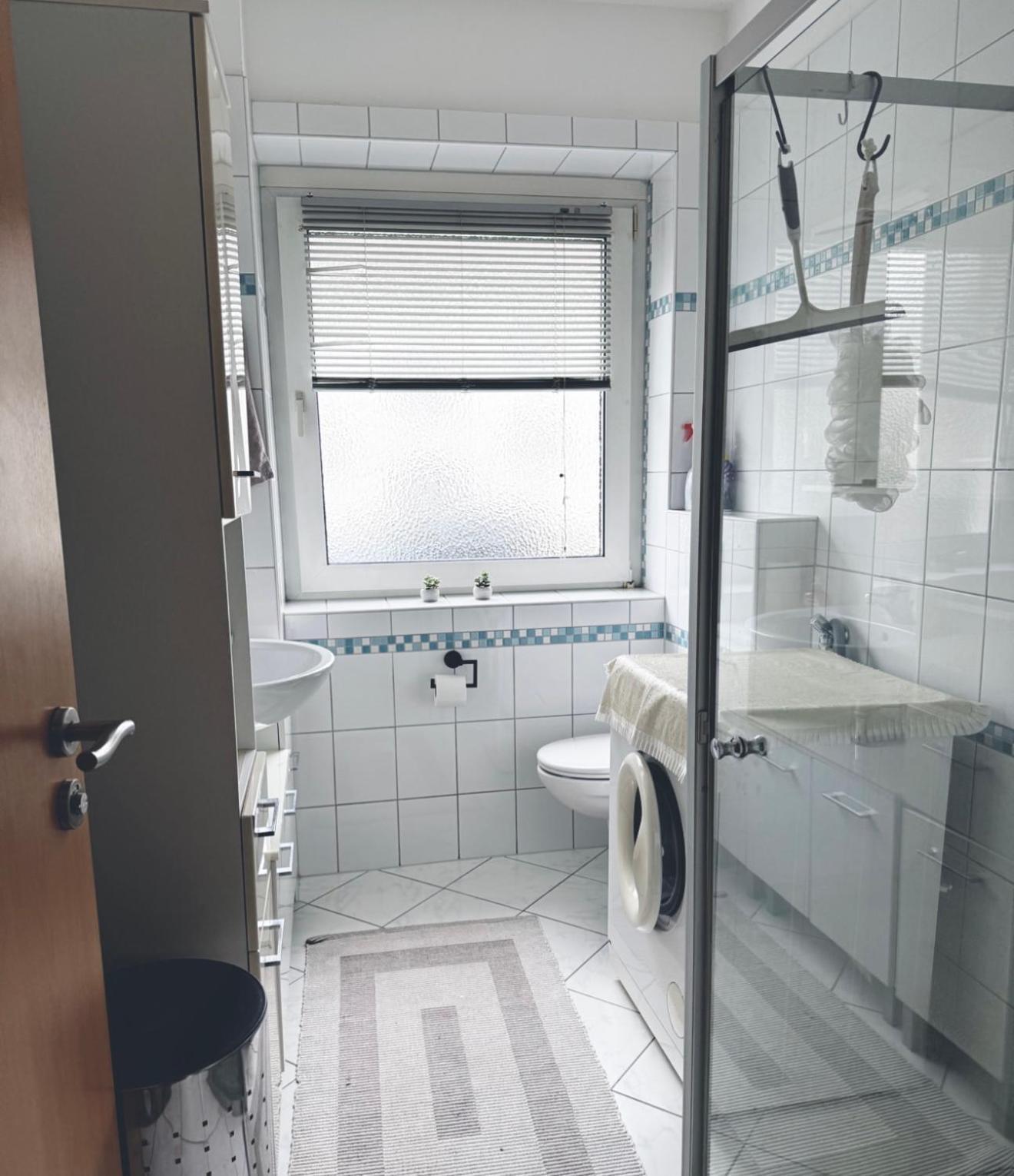 Zentrale Grosse Vollausgestattete Wohnung Fuer Alle Zwecke Perfekt Geeignet Witten Εξωτερικό φωτογραφία
