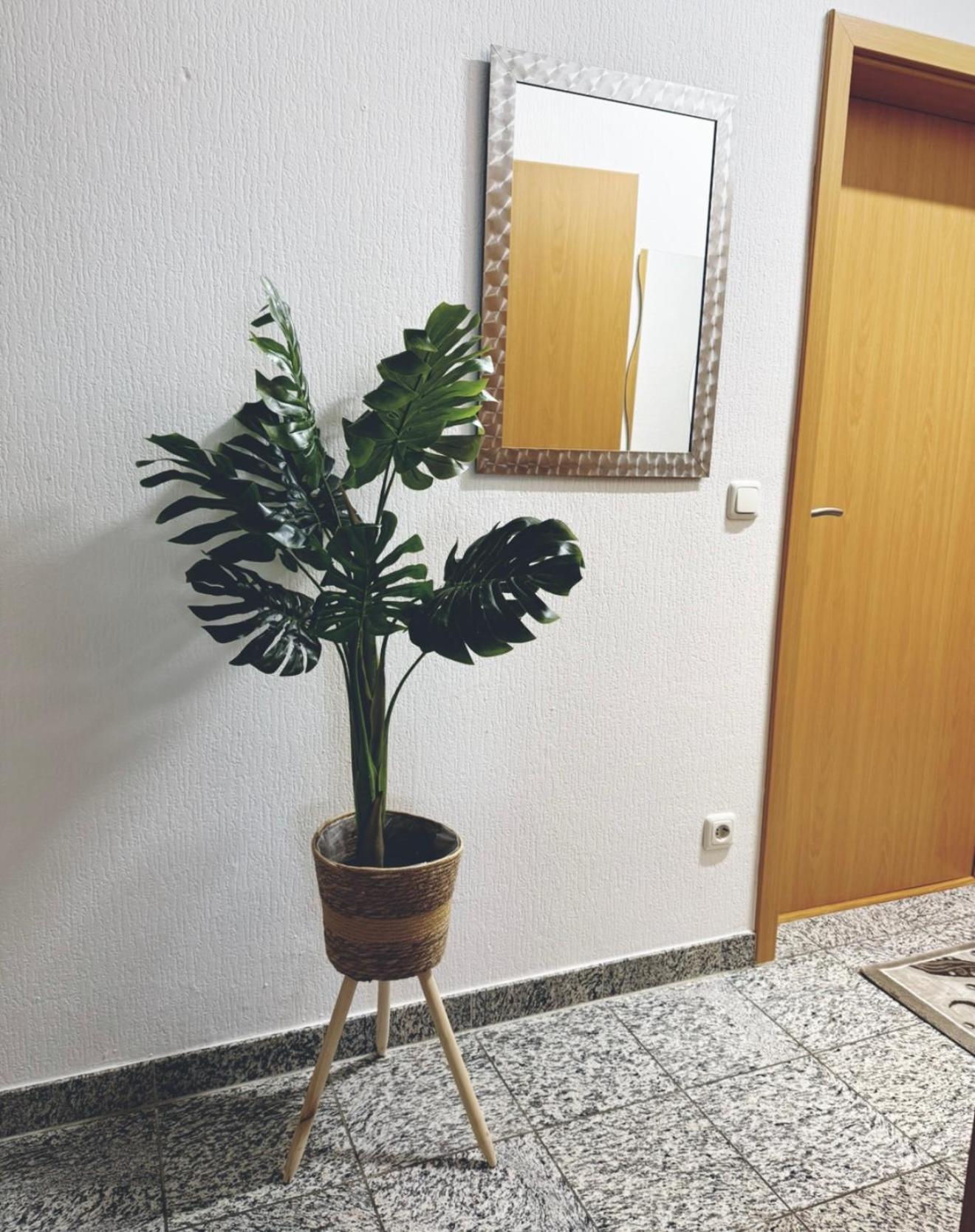 Zentrale Grosse Vollausgestattete Wohnung Fuer Alle Zwecke Perfekt Geeignet Witten Εξωτερικό φωτογραφία
